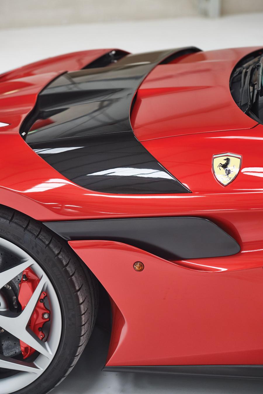 Детали экстерьера Ferrari SP30 2012 года  (фото 18 из 117)